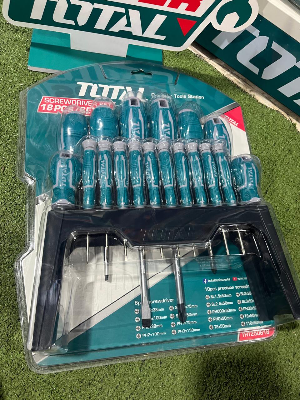 KIT DESTORNILLADORES 18PZ THT250618